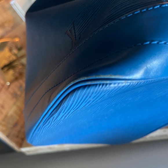 LV Louis Vuitton Epi Leather Noe Bucket Bag GM - Picture 11 of 16